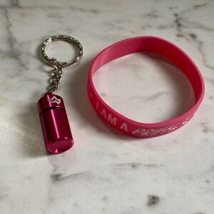 Primal Queen rubber bracelet and key chain